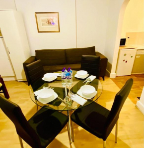 Tow Bedroom Apartment in Central London